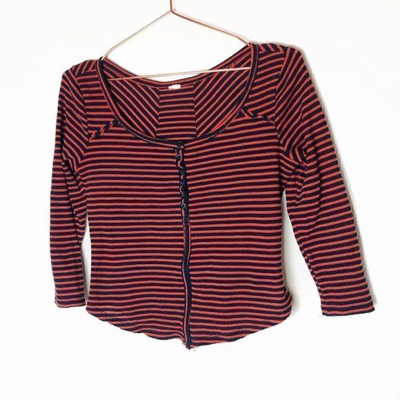 EUC Urban Outiftters Striped Waffle Knit Top Small - Picture 1 of 5